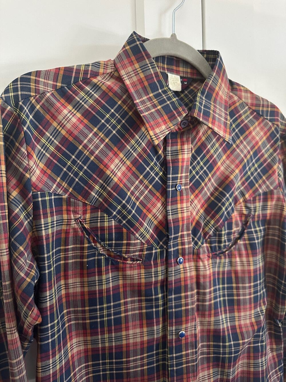 148. Vintage Levi's Plaid Shirt; Big E; 1960s/70s; Size Medium